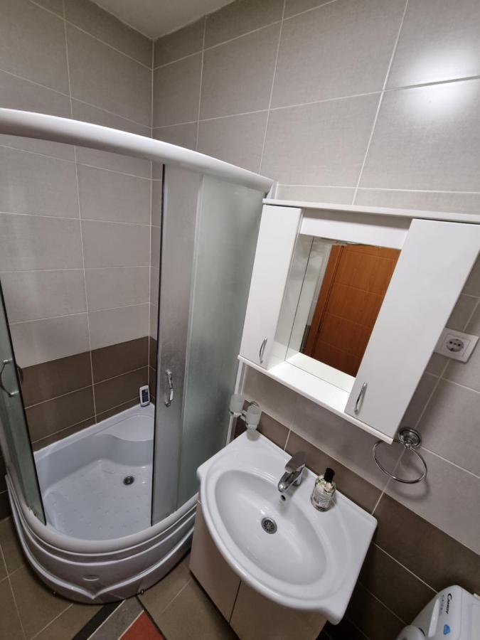 Raven2 Apartman Železnik Kültér fotó